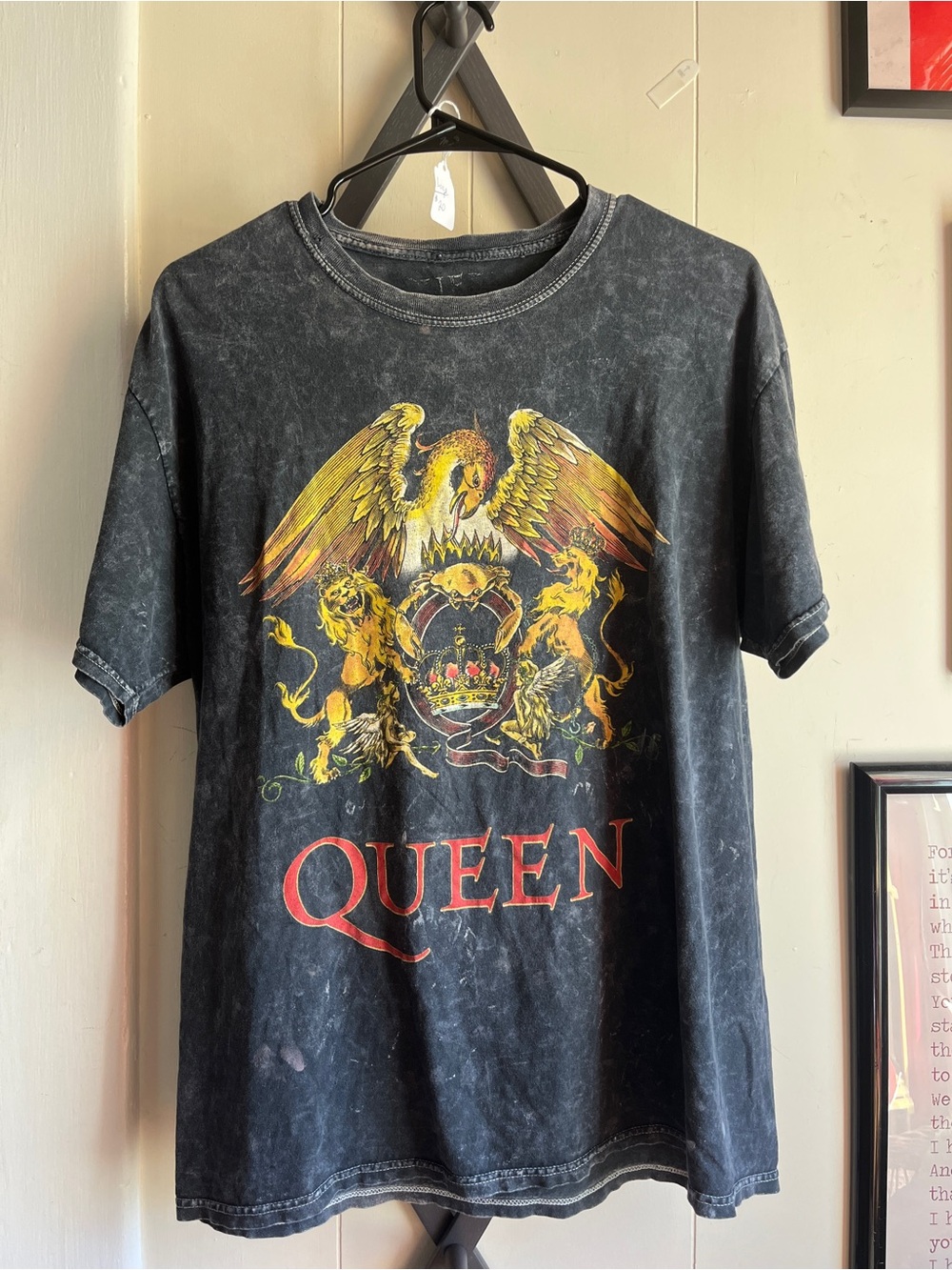 Queen Black Short Sleeve Tshirt